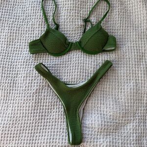 Green Textured Underwire Bikini Set - Women's Swim